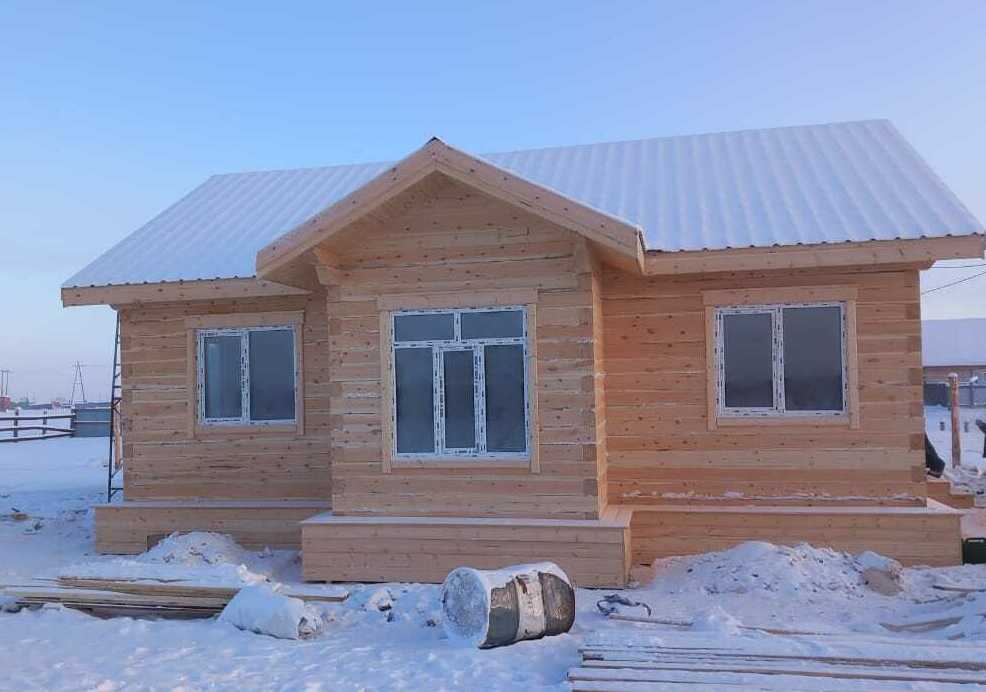 Дом 8*10 с эркером 2*3, общая площадь 86 кв.м.